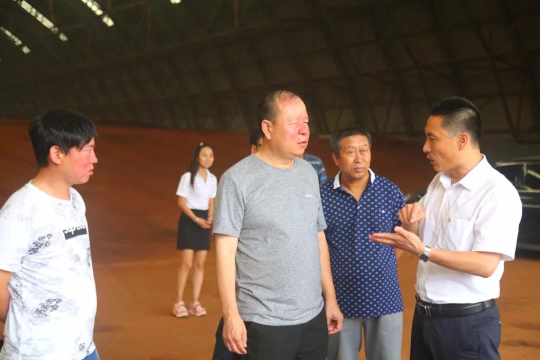 唐山市鑫達鋼鐵球團廠廠長凌鋼一行到我公司參觀學(xué)習(xí)